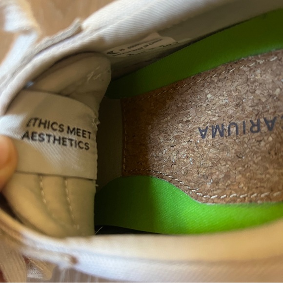 Cariuma Catiba Pro Vintage White Suede Canvas Gum Sole Skate Shoe M8 W9.5 - Picture 7 of 8